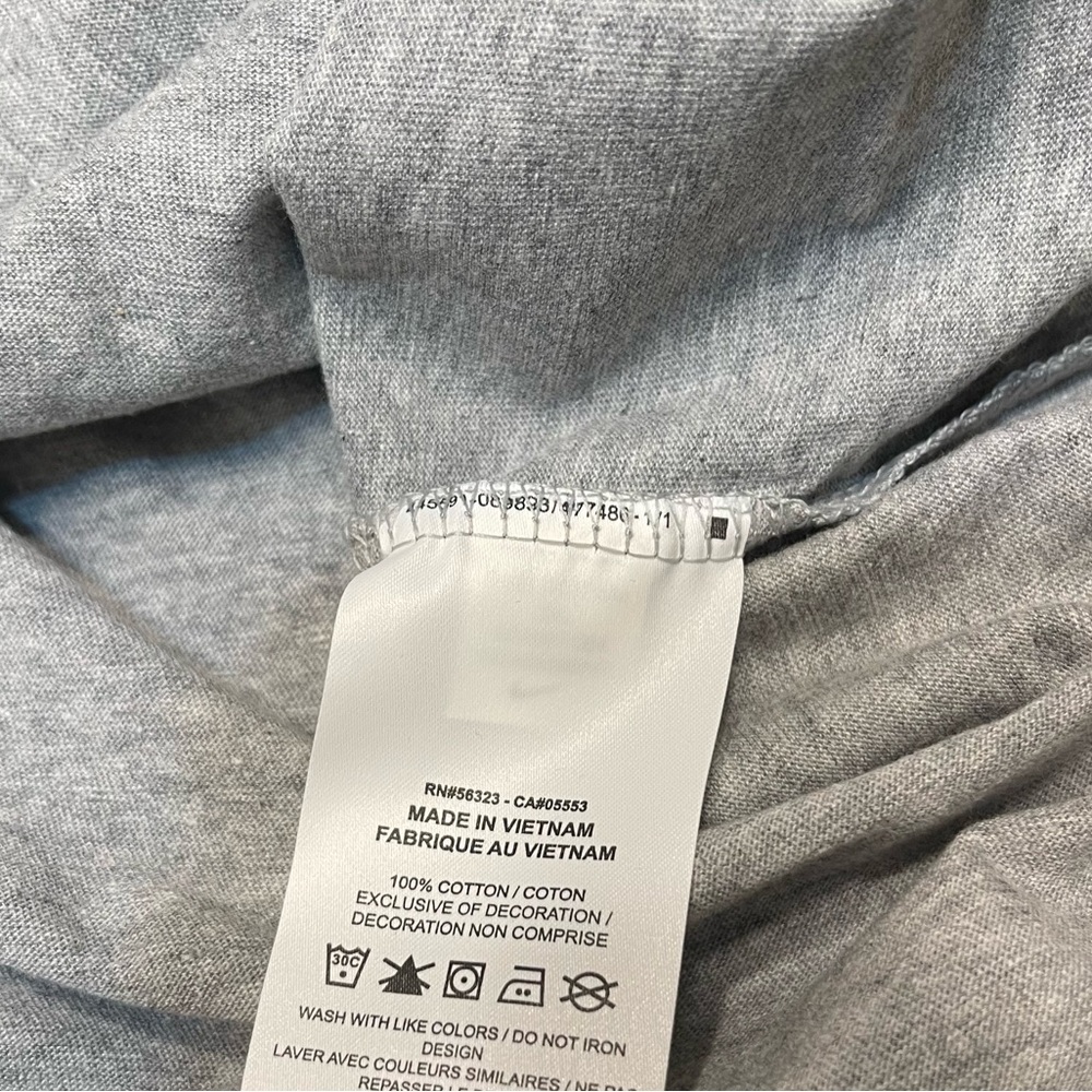 Nike Men's Heather Gray Short Sleeve Tee - Picture 4 of 12